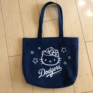 GUC Hello Kitty Dodger Bag